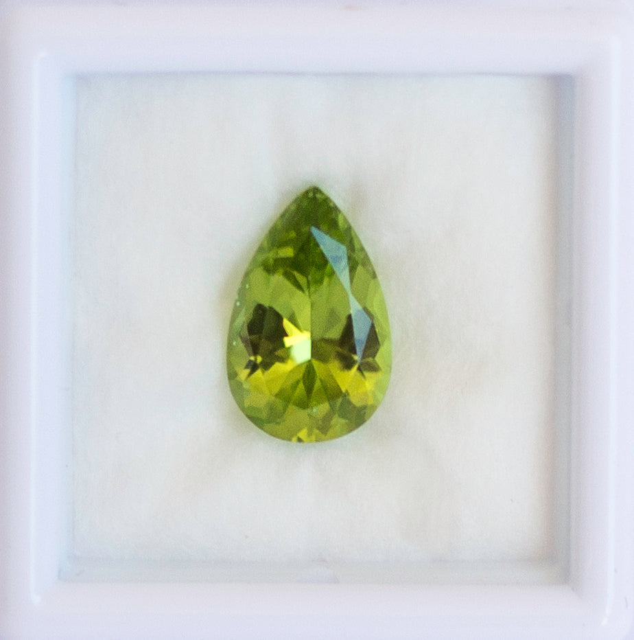 2.70ct Peridot