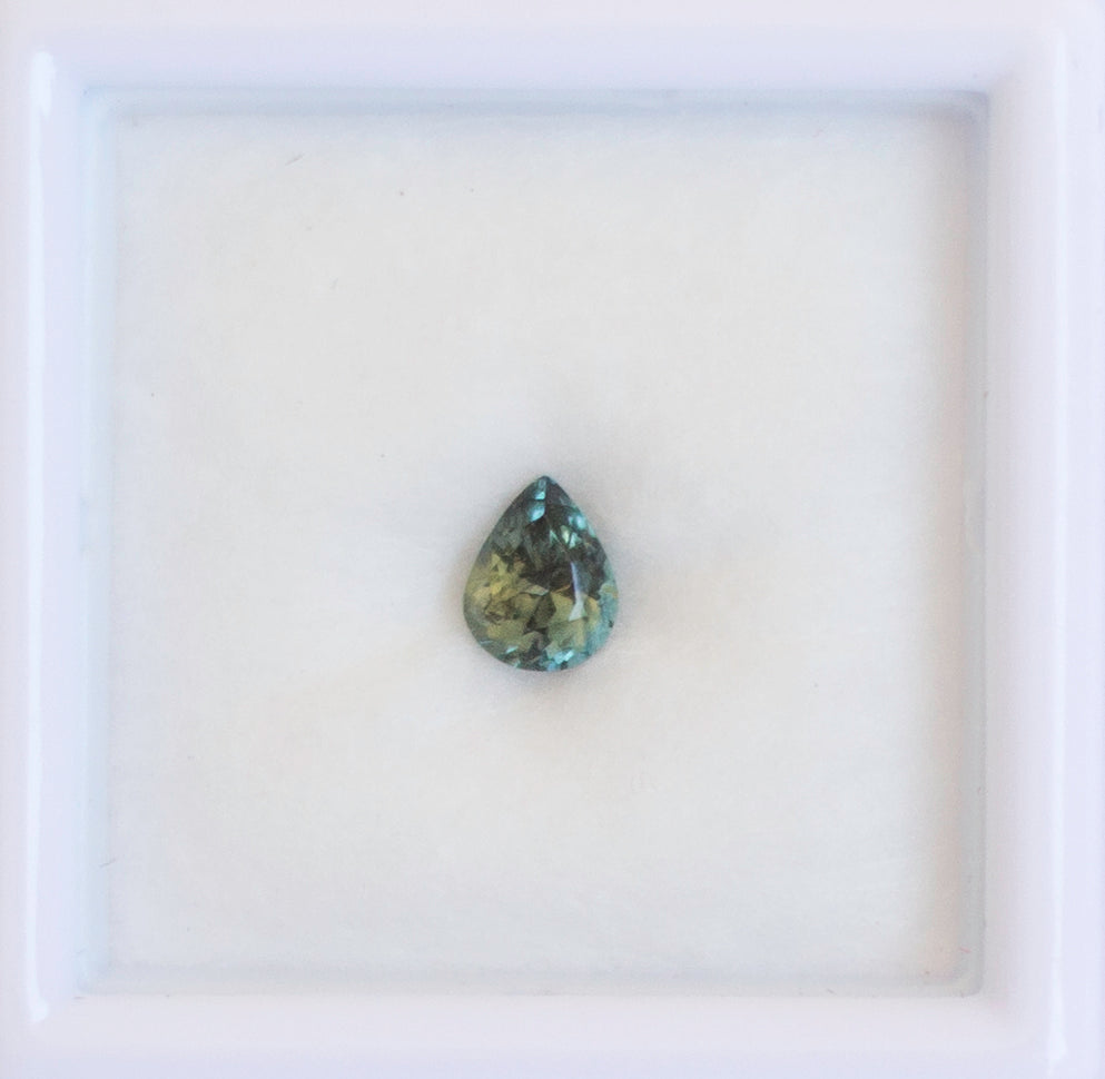 0.46ct Peacock Sapphire