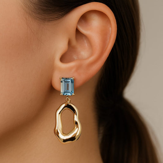 9kt Gold and Aquamarine earrings